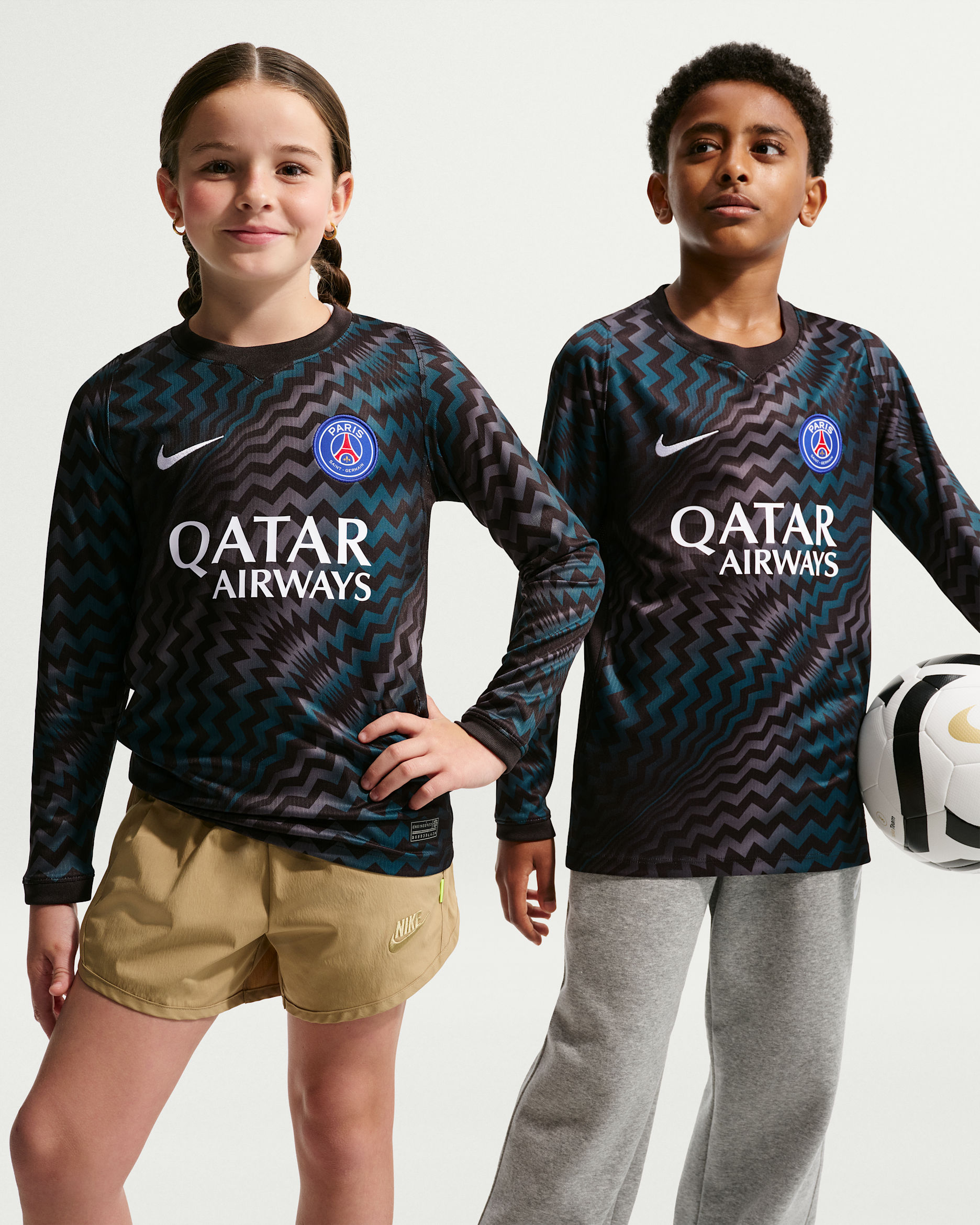 Paris Saint-Germain 2026/27 Stadium Goalkeeper Big Kids' Nike Dri